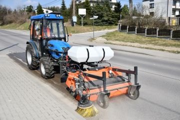 Nowa zamiatarka Zarządu Dróg Powiatowych